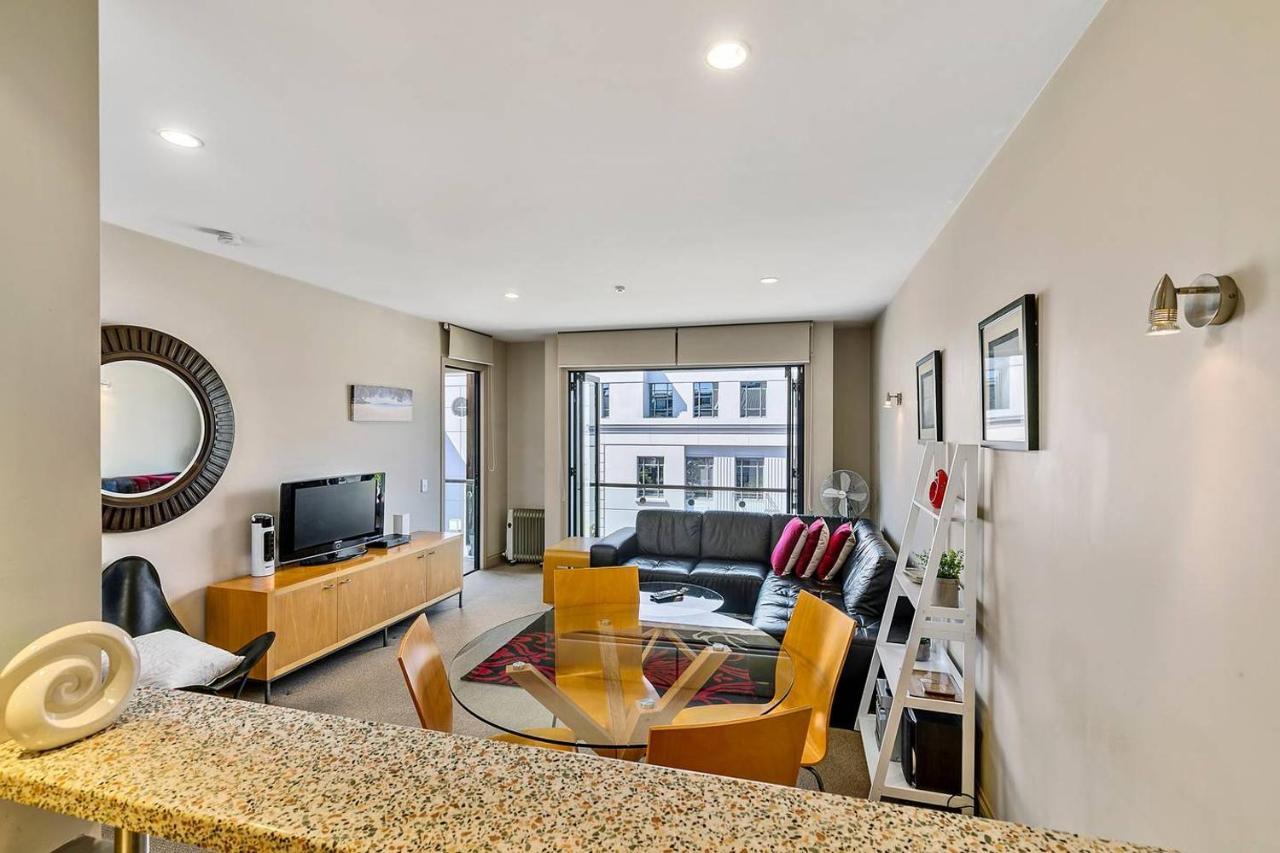 Enormous One Bedroom Beauty In Cbd! Free Parking Auckland Bagian luar foto