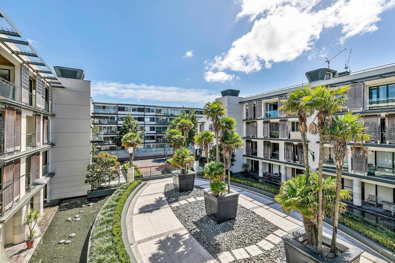 Enormous One Bedroom Beauty In Cbd! Free Parking Auckland Bagian luar foto